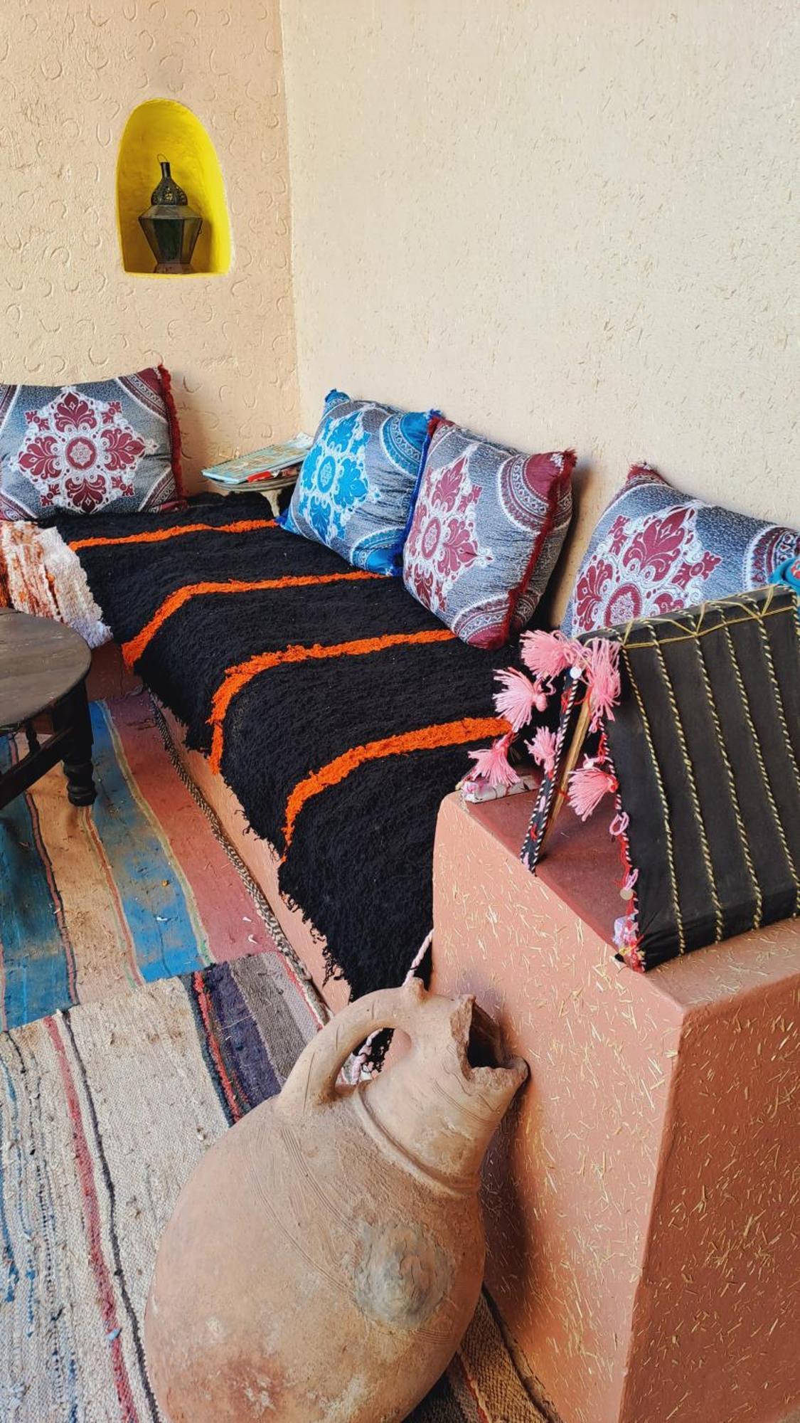 La Petite Maison Du Lac Iriki Foum Zguid Esterno foto