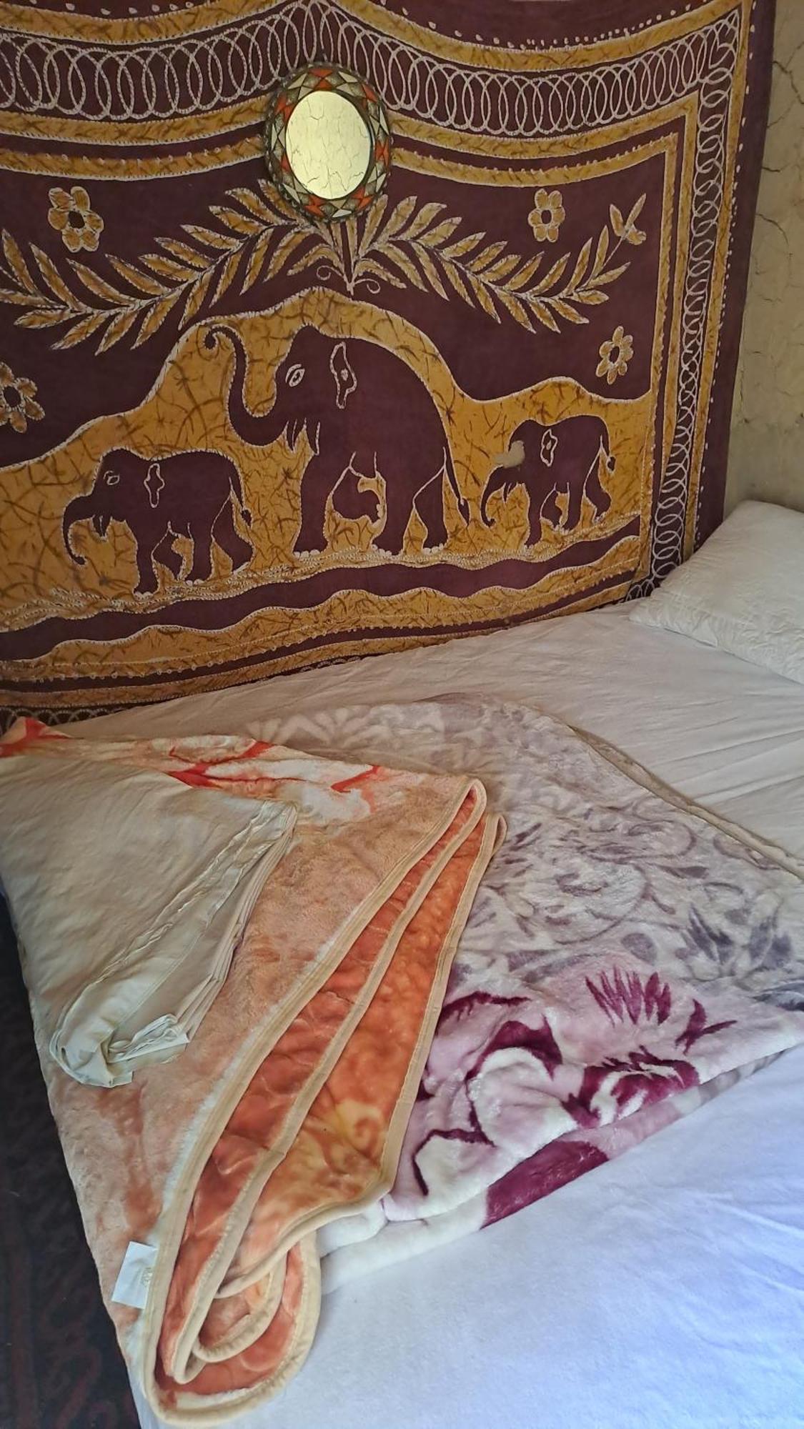 La Petite Maison Du Lac Iriki Foum Zguid Esterno foto