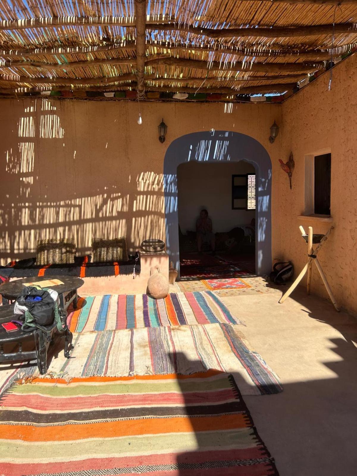 La Petite Maison Du Lac Iriki Foum Zguid Esterno foto